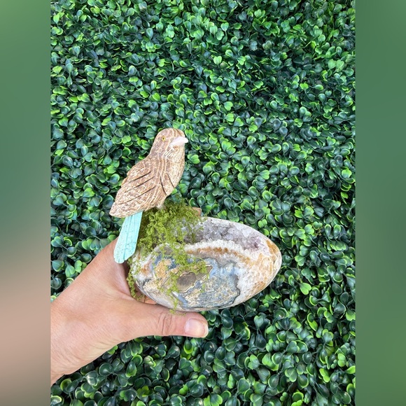Bird Totem on Agate Egg | Balance & New Beginnings - Picture 6 of 8